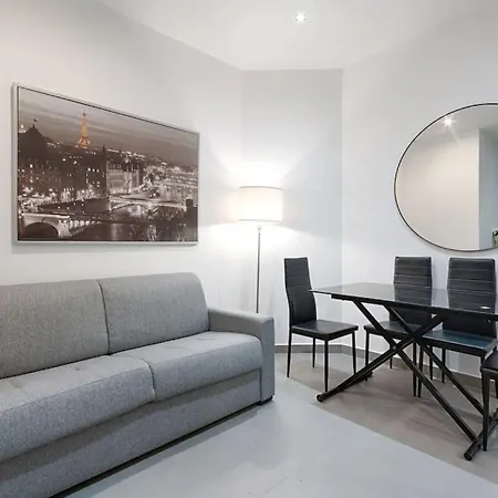 Apartment Batignolles Lemercier Cosy 4p-1br Paris